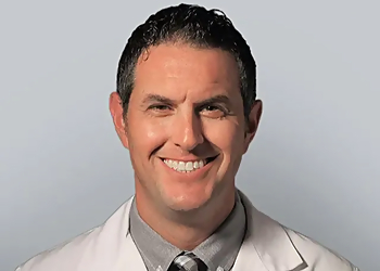 Robert Lieberman, MD, FAAD - THOMAS DERMATOLOGY HENDERSON  Henderson Dermatologists image 1