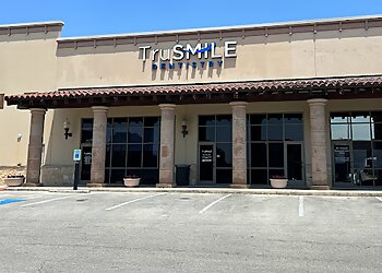 San Antonio Cosmetic Dentists Robert Lindeman, DMD - TRUSMILE DENTISTRY