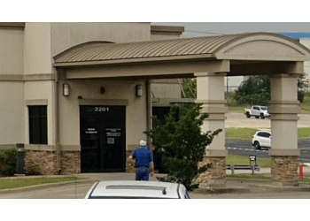 Waco Eye Doctors Robert Salganik, OD - SALGANIK VISION GROUP & OPTIQUE