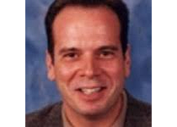 Robert T Gonzalez, MD