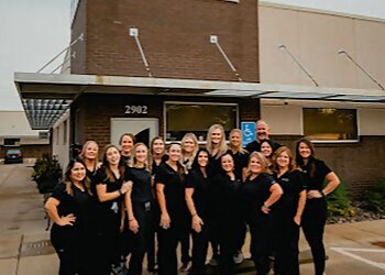 Abilene Dentists Robert W. Leedy, DDS - LEEDY DENTAL