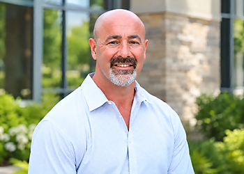 Robert Wesley, DDS -  FAMILY DENTAL GROUP - Flint, MI Orthodontists - Doctor Portrait Image