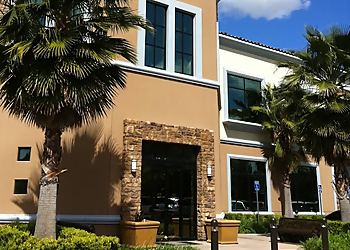 Corona Cardiologists Roberto Moscoso, MD, FACC - APEX HEART SPECIALISTS