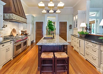 Roberts Brothers, Inc. - Mobile, AL Real Estate Agents - Service Image