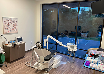 Mobile Dentists Robin Hollon, DMD - HOLLON DENTAL