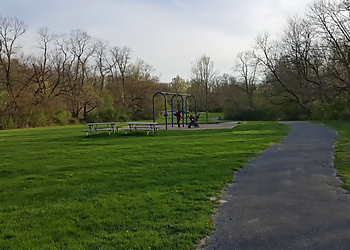 Robinson Park - Peoria, IL Hiking Trails - Attraction Image