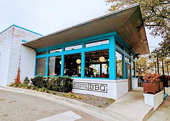 Charleston Barbecue Restaurants Rodney Scott's BBQ