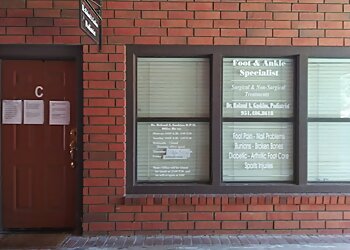 Moreno Valley Podiatrists Roland Gaskins, DPM