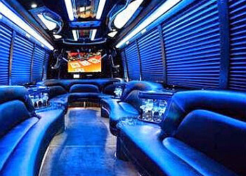 3 Best Limo Service in Huntington Beach, CA - Expert Recommendations