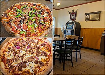 Roma's Pizzeria - Sacramento, CA Pizza Places - Restaurant Ambiance Image