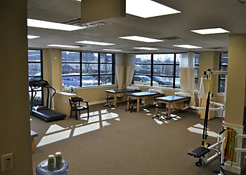 Lexington Physical Therapists Ron Pavkovich, PT, DPT, FAAOMPT - ADVANTAGE ORTHOPEDIC PERFORMANCE & TRAINING