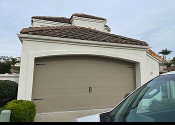 Costa Mesa Painters Ron Romero & Son Painting