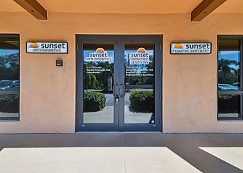 Clearwater Orthodontists Ron Yarbrough, DMD - SUNSET ORTHODONTICS
