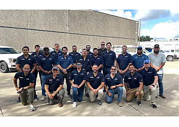 Roof Squad Roof Squad - New Orleans, LA Roofing Contractors - Team Working Image