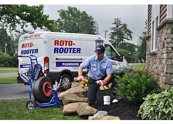 Fort Wayne plumber Roto-Rooter Plumbing & Water Cleanup