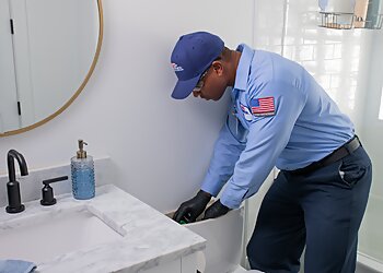 Naperville Plumbers Roto-Rooter Plumbing & Water Cleanup Naperville