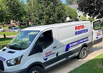 Roto-Rooter Plumbing & Water Cleanup Rockford  Rockford Plumbers image 1