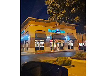 Round Table Pizza - Visalia, CA Pizza Places - Restaurant Exterior Image