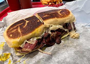 Roundhouse Deli Elk Grove Sandwich Shops image 1