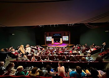 Clarksville Places To See Roxy Regional Theatre