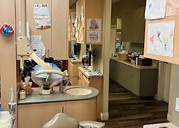 Riverside Kids Dentists Roy M. Beam, DDS - KIDS WORLD CHILDREN'S DENTISTRY