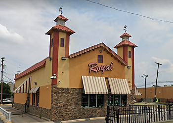 Detroit Barbecue Restaurants Royal Barbecue Pizza