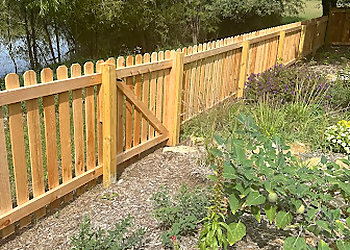 Royal Fence & Design LLC  - Olathe, KS Fencing Contractors - Service Highlights