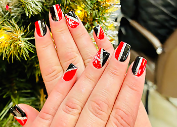 Ruby’s Nails Salon - Kent, WA Nail Salons - Client Service Image