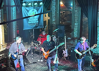 Cedar Rapids Night Clubs Rumors Bar and Grill