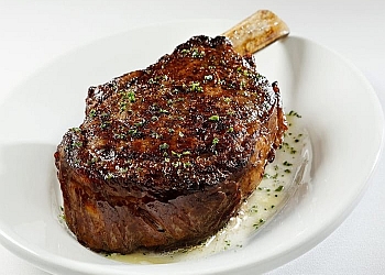 3 Best Steak Houses in Fresno, CA - Expert Recommendations