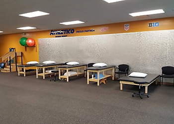 Ryan M., PT - ATHLETICO PHYSICAL THERAPY GRAND RAPIDS (CASCADE) - Grand Rapids, MI Physical Therapists - Treatment Room Image