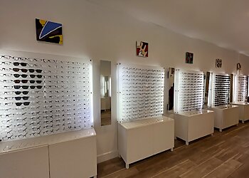 Baltimore Pediatric Optometrists Ryan Q. Beveridge, OD - CANTON VISION CENTER