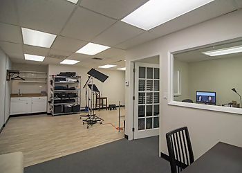 Oklahoma City Portrait Photographers Ryan Tiehen Photography Portrait & Headshot