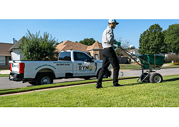 Ryno Lawn Care - Irving, TX Lawn Care Services - Truck Image