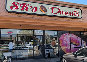 Los Angeles Donut Shops SK Donuts & Croissants