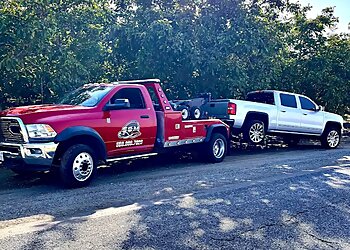 Visalia Towing Companies S & M Towing LLC