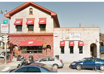 Milwaukee sports bar Steny's Tavern & Grill