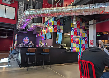 Saap Saap Noodles - Kansas City, KS Vietnamese Restaurants - Restaurant Ambiance Image