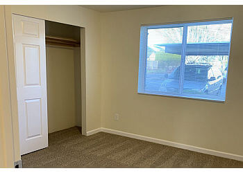 Salem Apartments For Rent Saddle Club Apartments