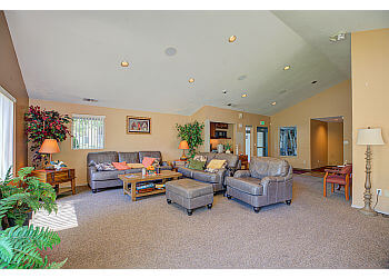 Salem Apartments For Rent Saddle Club Apartments