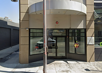 Glendale Business Lawyers Sahak Khachikyan - Khachikyan Law Firm, APC