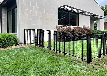 Springfield Fencing Contractors Salas Fence And Repairs