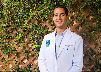 Salomon Nahon, DDS - A NEW SMILE Miami Dentists image 1