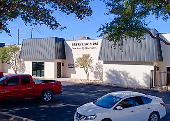 Abilene Medical Malpractice Lawyers Sam Reyes - REYES LAW FIRM