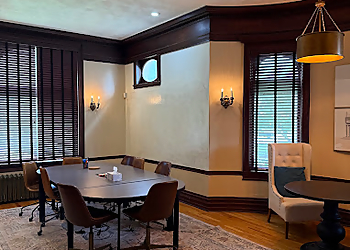 Sam Wallach - St Louis, MO Business Lawyers - Law Firm Interior Image