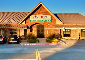 Denton Cosmetic Dentists Samantha Leatherwood, DMD - LEATHERWOOD FAMILY & COSMETIC DENTISTRY