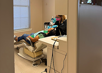 Montgomery Cosmetic Dentists Samantha Rolen, DDS - WOODMERE COSMETIC & FAMILY DENTISTRY