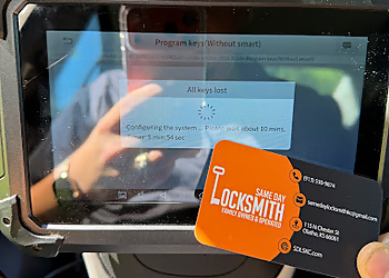 Same Day Locksmith Same Day Locksmith - Olathe, KS Locksmiths - Service Vehicle Image