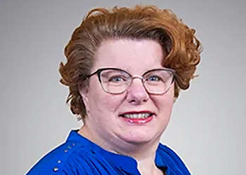 Sandi Bullock - Fayetteville, NC Financial Services - Portrait