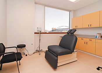 Sang Kim, MD, FAAD, DipABLM - Aurora, CO Dermatologists